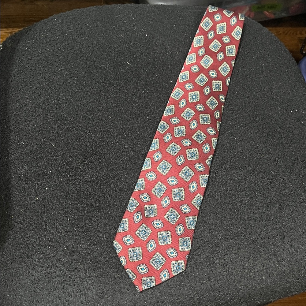 Pascal Fiero 100% silk Red Patterned Men's Tie